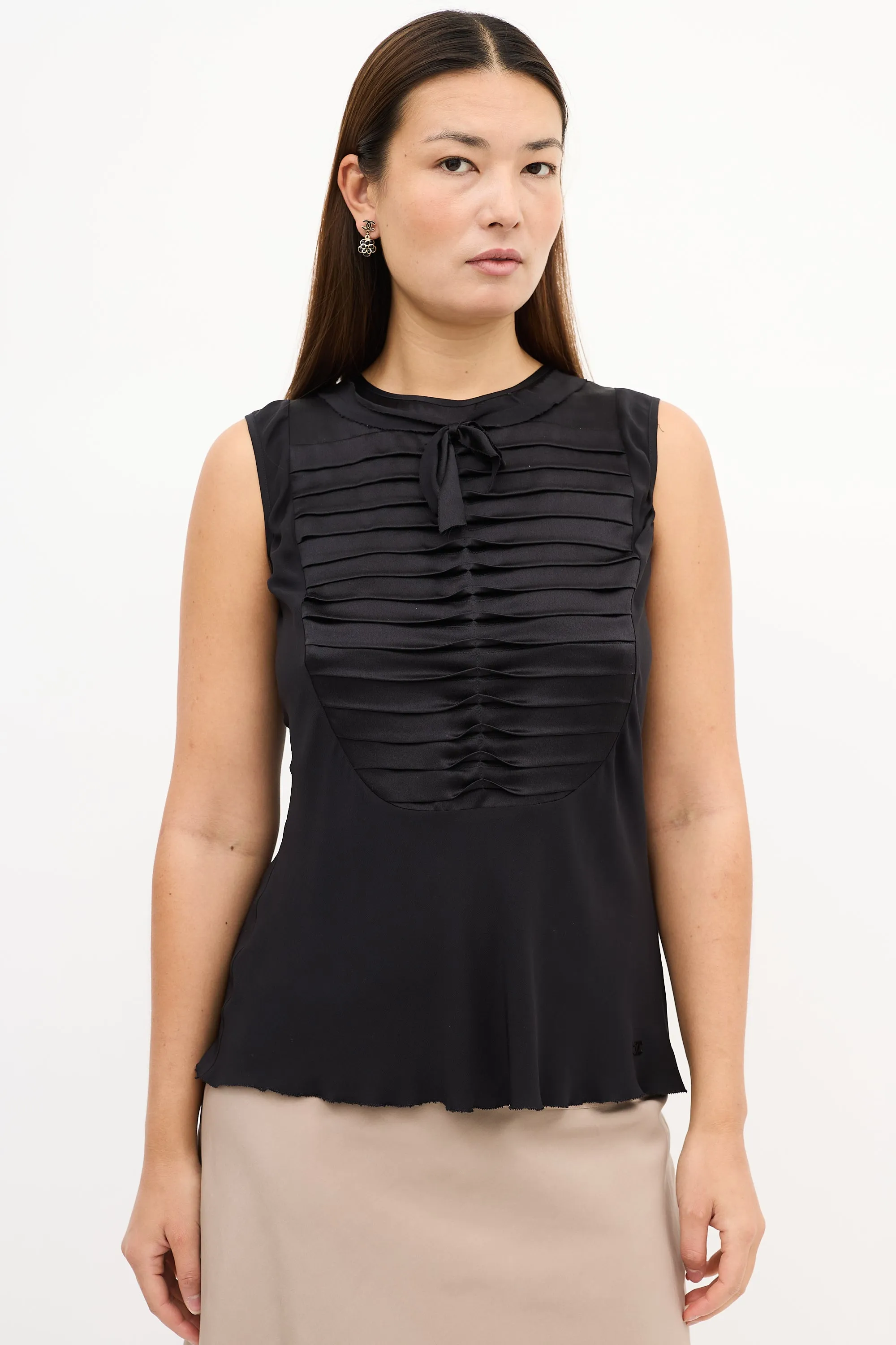 SS 2006 Black Silk Pleated Sleeveless Top